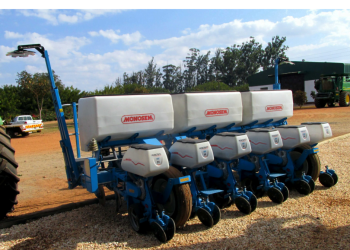 6 ROW MONOSEM PLANTER